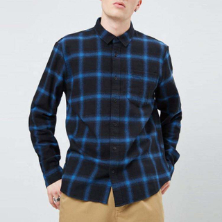 Camicia in flanella scozzese abbottonata a maniche lunghe nera e blu casual moda uomo produttore OEM