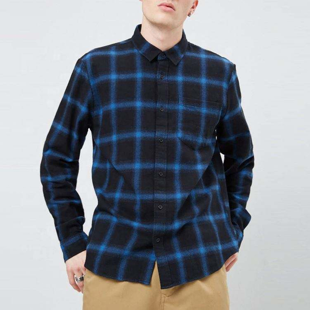 OEM Producent M&aelig;nd Mode Casual sort og bl&aring; lang&aelig;rmet Button Down Plaid flannel skjorte
