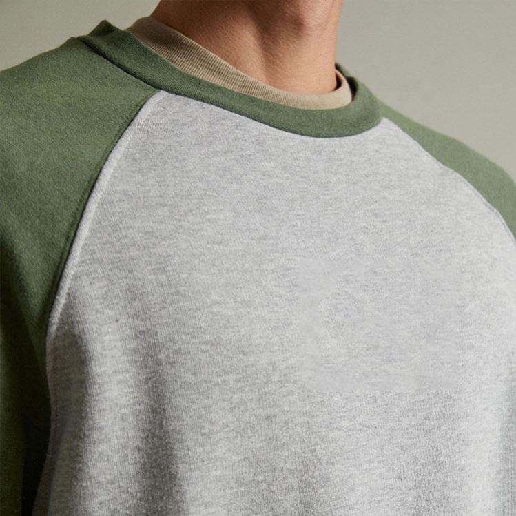 OEM 제조자 주문 남자 대원 목 색깔 구획 운동복 늑골을 붙인 팔목 라글란 소매 쪼개지는 색깔 운동복