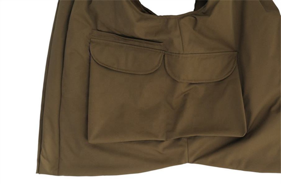 OEM-produsent tilpasset logo mote vinter ermel&oslash;s turtleneck vattert dun mans puffer polstret vest solid farge cargo jakke