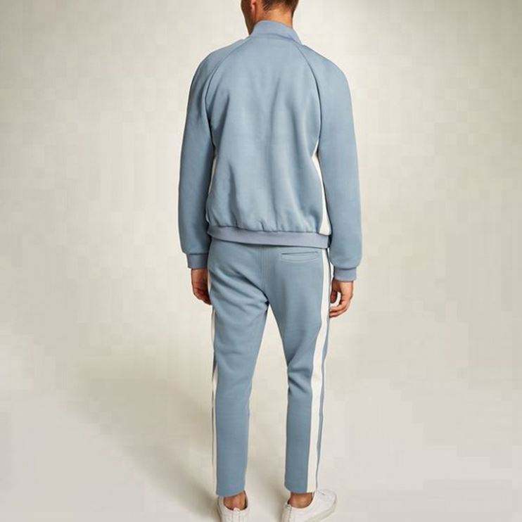 El nuevo estilo personaliz&oacute; los deportes de encargo de los hombres de las sudaderas con capucha que ejecutan los sistemas de dos piezas de los ch&aacute;ndales de los ch&aacute;ndales llanos
