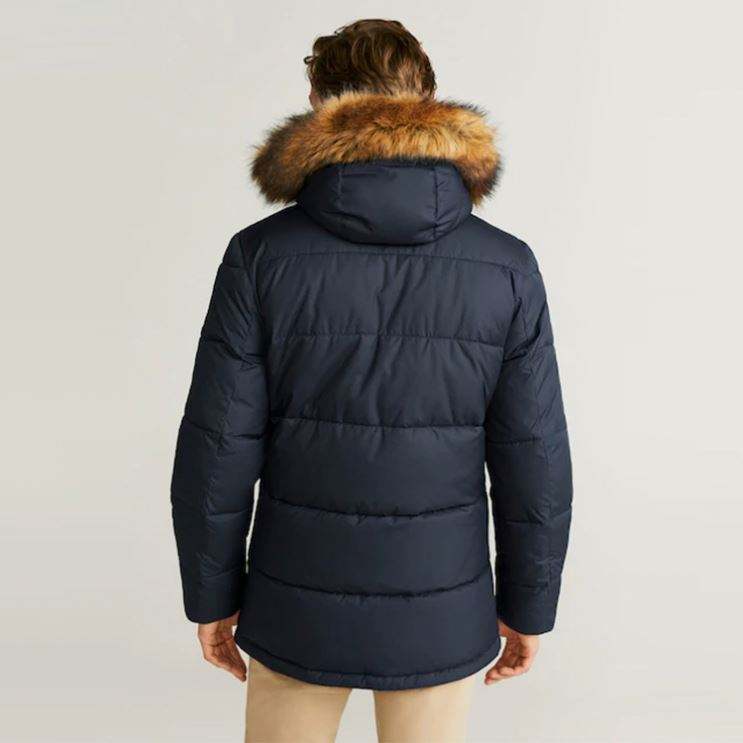 สวมใส่เสื้อแจ็คเก็ตผู้ชายฤดูหนาวแขนยาว Faux Fur Hood ซิปด้านหน้า Patch กระเป๋าเสื้อฤดูหนาวผู้ชาย