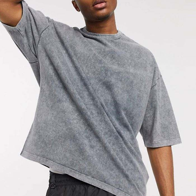 T-shirt da uomo girocollo pesante di alta qualit&agrave; T-shirt lavata vintage oversize con spalla cadente in cotone 100%.