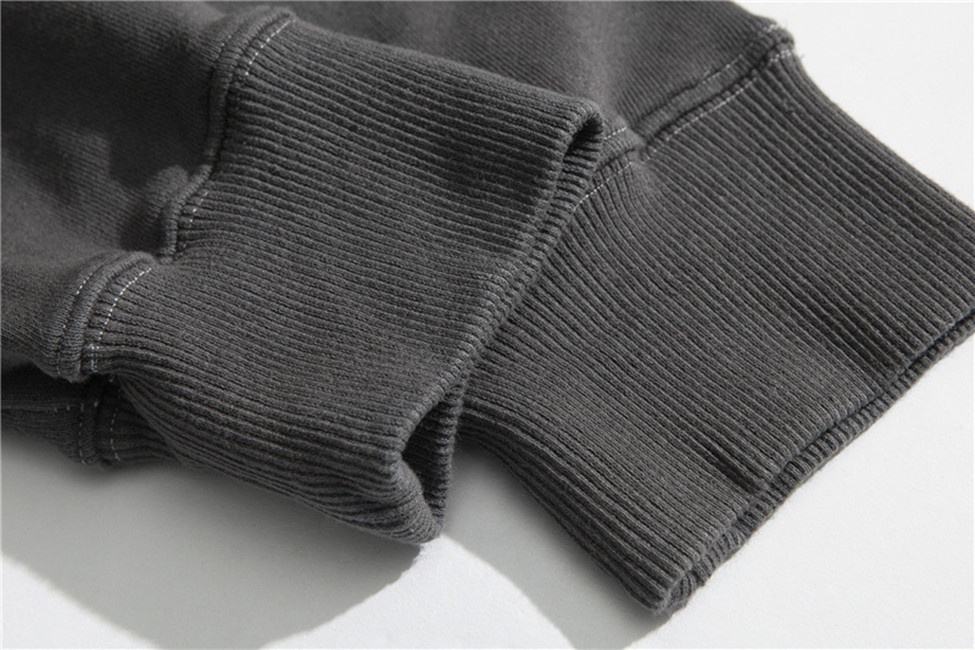 ผู้ผลิต OEM ผู้ชาย Retro ไล่โทนสีเสื้อกันหนาวหมวกแฟชั่นเรียบง่ายเสื้อฮู้ด