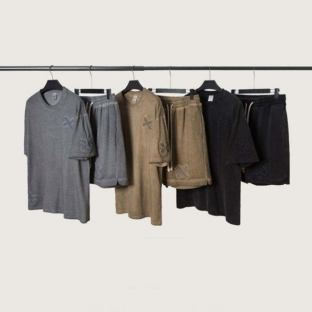 Surv&ecirc;tements en vrac ensemble court Vintage lav&eacute; brod&eacute; hommes 100% coton deux pi&egrave;ces t-shirt et ensemble court