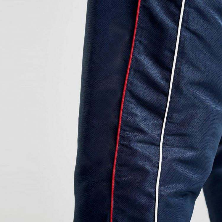 P&aacute;nsk&aacute; sportovn&iacute; tepl&aacute;kov&aacute; souprava s vysok&yacute;m l&iacute;mcem a kapsami na zip