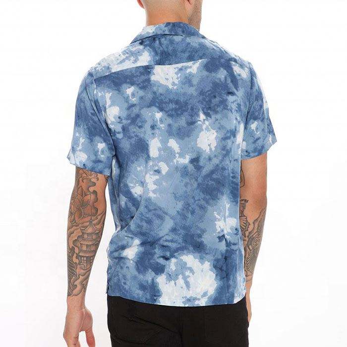 La aduana del fabricante del OEM imprimi&oacute; por todas partes la camisa de los hombres de la camiseta con cuello en V de la sublimaci&oacute;n para el adulto