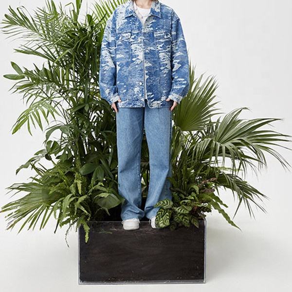 OEM-produsent Engros Denim Tie Dye Personlighet Plussst&oslash;rrelser Mote tredimensjonal lommejakke